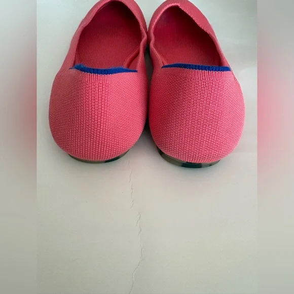 Rothy's Vibrant Pink round toe Flats 10.5 - Picture 3 of 9